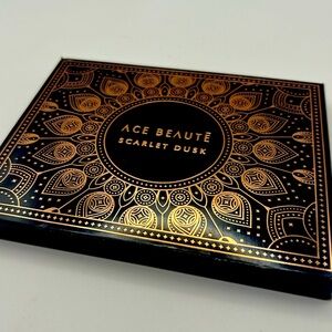 Ace Beaute Scarlet Dusk Eyeshadow Palette